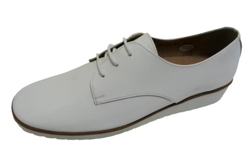 【…AShiOtO A1536 ホワイトエナメル】超軽量国産牛革マニッシュシューズ